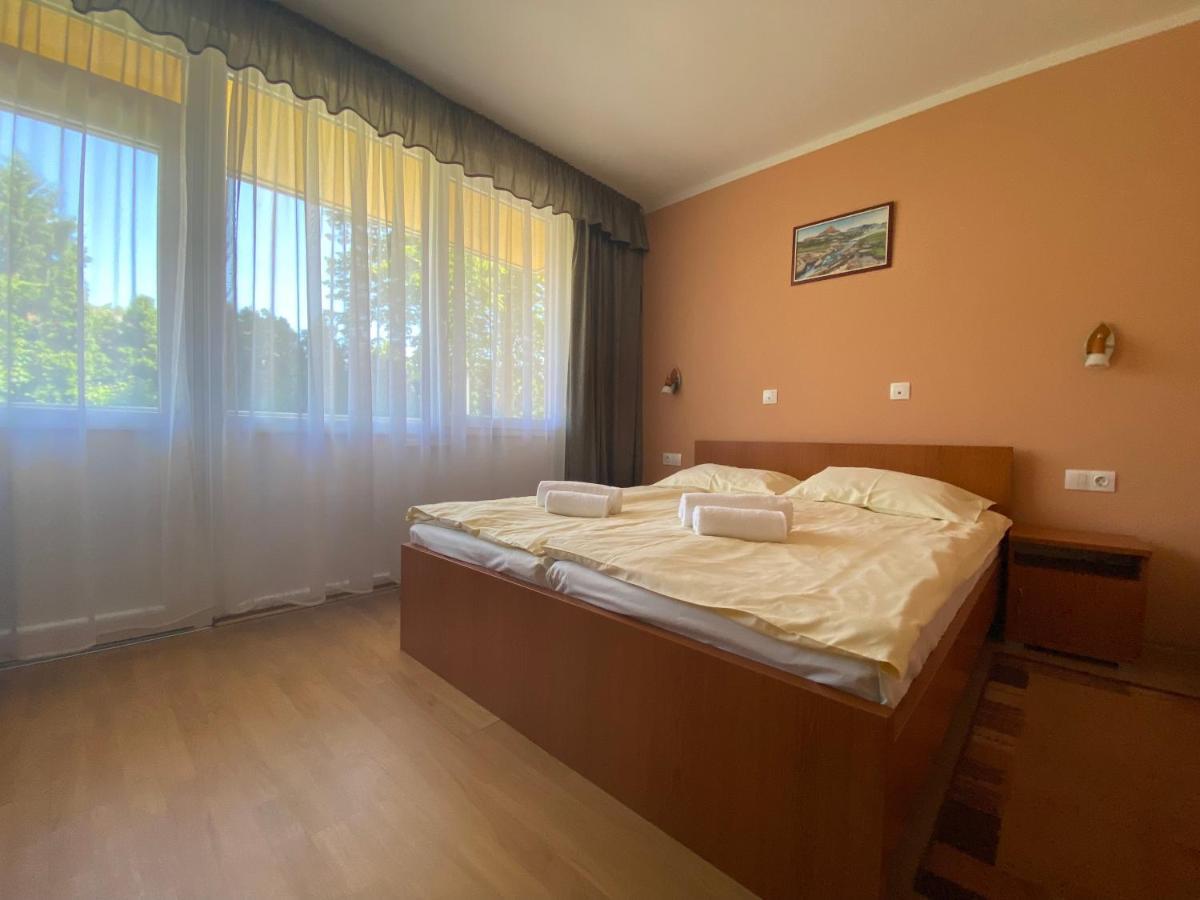 Arkanum Hotel Balatonmáriafürdő Екстериор снимка