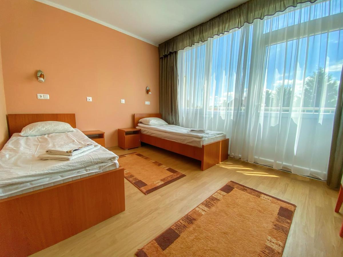 Arkanum Hotel Balatonmáriafürdő Екстериор снимка